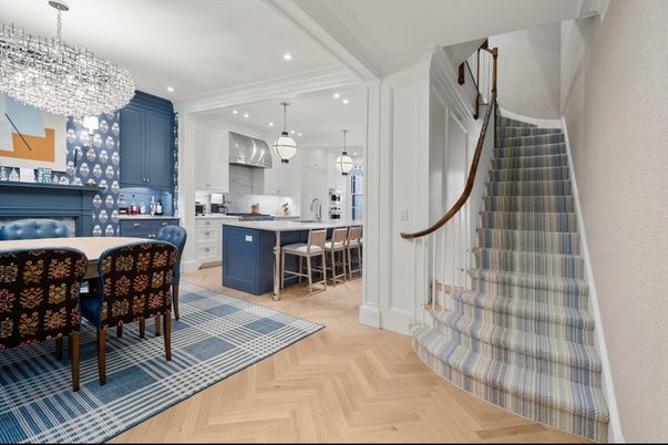 Chandelier, Dining room, Interior, Kitchen, Pendant Lights, Recessed Lighting, Wood Texture Flooring