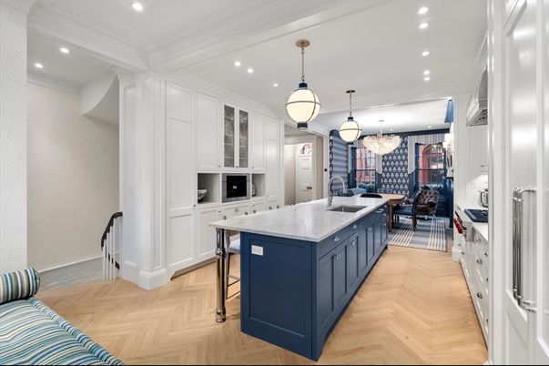 Dining room, Interior, Kitchen, Pendant Lights, Recessed Lighting, Wood Texture Flooring