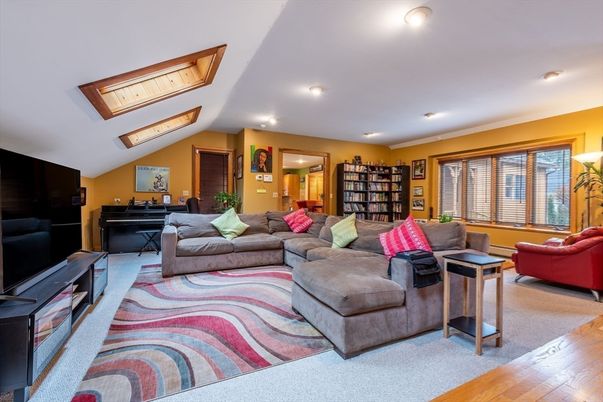 Interior, Living room, Piano, Recessed Lighting, Wood Texture Flooring