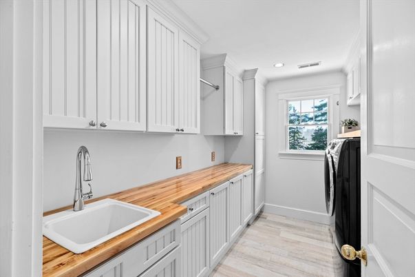 Interior, Kitchen, Recessed Lighting, Wood Texture Flooring