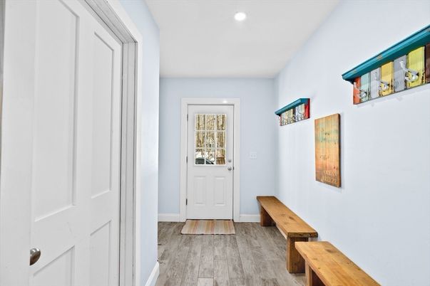 Interior, Recessed Lighting, Wood Texture Flooring