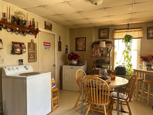 Dining room, Interior, Washer