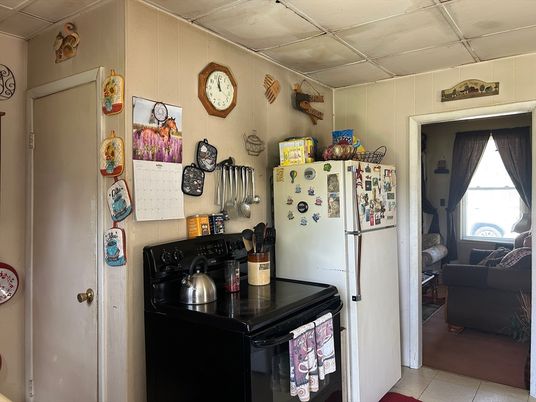 Interior, Kitchen