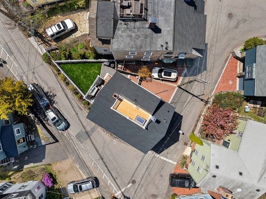Exterior, Drone