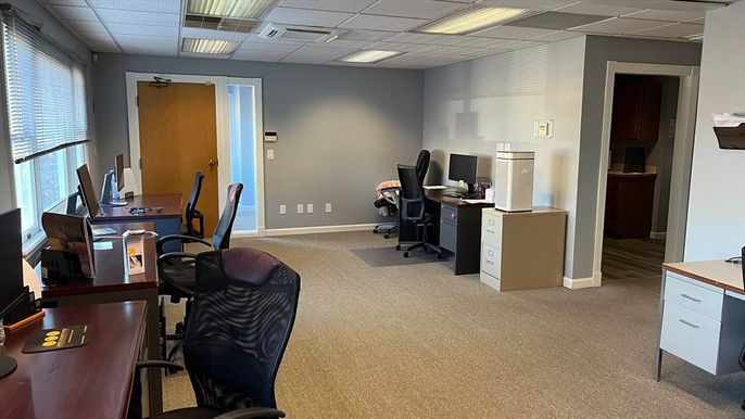 Home Office, Interior