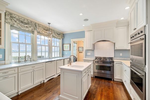 Chandelier, Interior, Kitchen, Recessed Lighting, Stainless Steel Appliances, Wood Texture Flooring