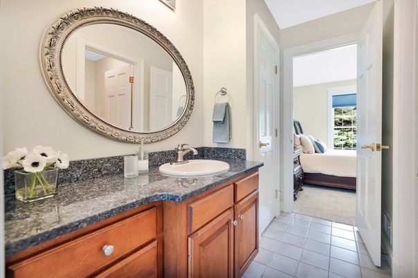 Bathroom, Bedroom, Dual Sink Vanities, Interior
