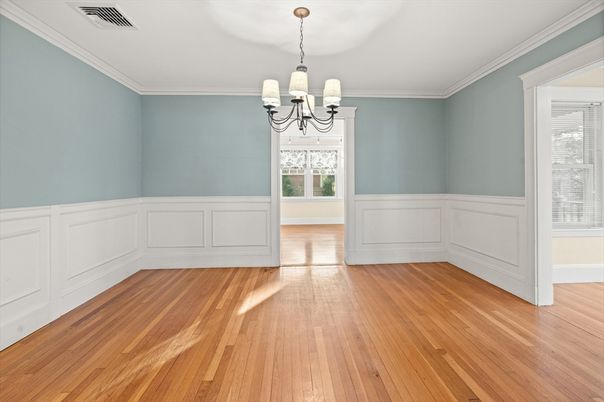 Chandelier, Empty room, Interior, Wood Texture Flooring