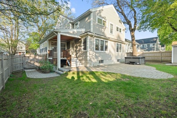 Backyard, Exterior, Hot Tub