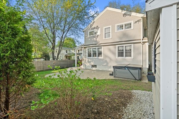 Backyard, Exterior, Hot Tub