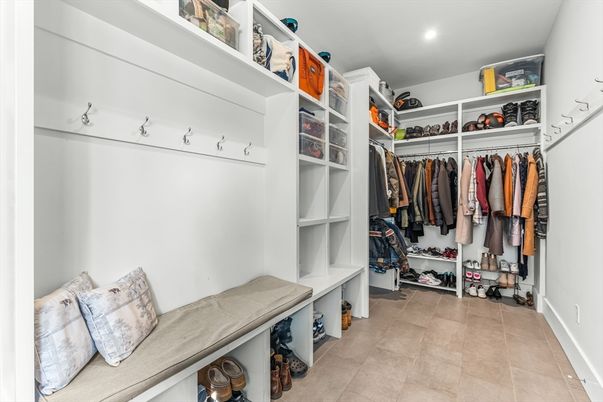 Interior, Recessed Lighting, Walk-in Closets
