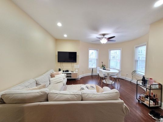Dining room, Interior, Living room, Recessed Lighting, Wood Texture Flooring