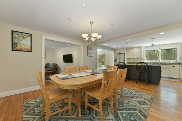 Chandelier, Dining room, Interior, Kitchen, Recessed Lighting, Wood Texture Flooring