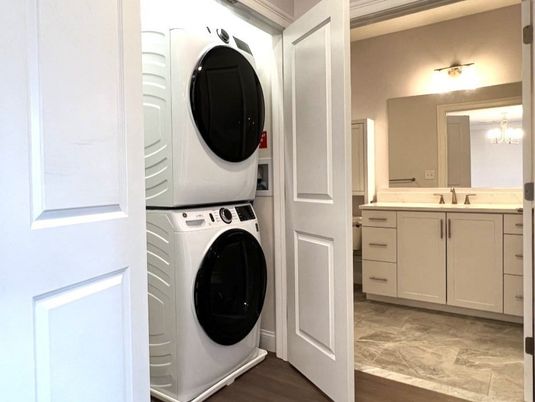 Bathroom, Interior, Utility Closets, Washer, Wood Texture Flooring