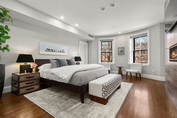 Bedroom, Fireplace, Interior, Recessed Lighting, Wood Texture Flooring