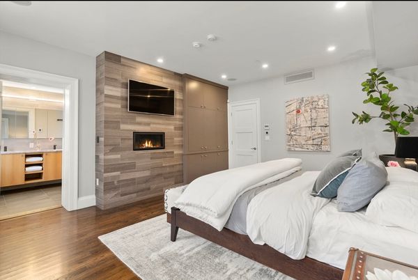 Bedroom, Fireplace, Interior, Recessed Lighting, Wood Texture Flooring