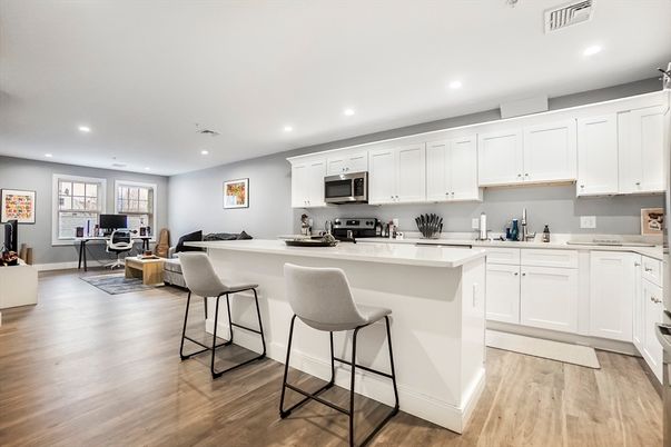 Interior, Kitchen, Living room, Recessed Lighting, Wood Texture Flooring