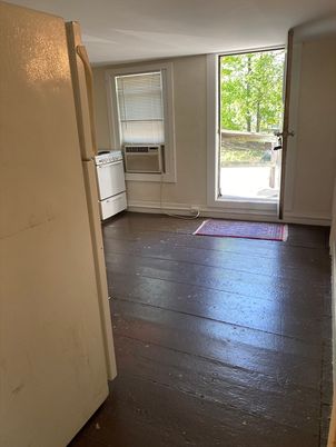 Interior, Washer, Wood Texture Flooring