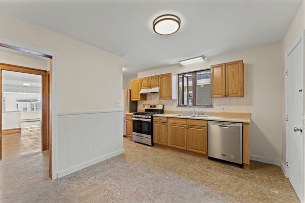 Interior, Kitchen, Stainless Steel Appliances