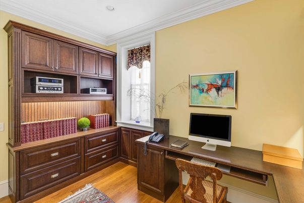 Home Office, Interior, Recessed Lighting, Wood Texture Flooring