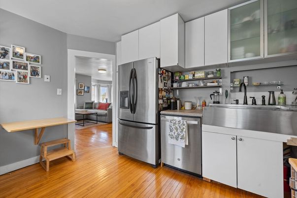 Interior, Kitchen, Stainless Steel Appliances, Wood Texture Flooring