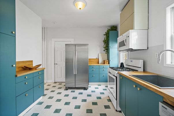 Interior, Kitchen, Stainless Steel Appliances
