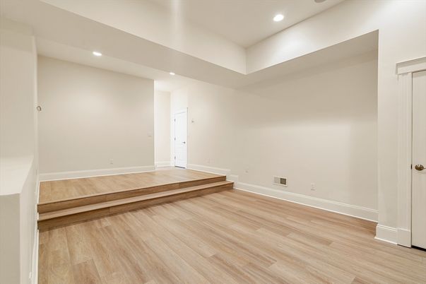 Empty room, Interior, Recessed Lighting, Wood Texture Flooring