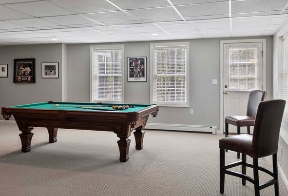 Billiard Table, Game Room, Interior, Recessed Lighting