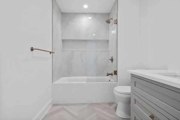 Bathroom, Interior, Marble Walls, Recessed Lighting, Wood Texture Flooring