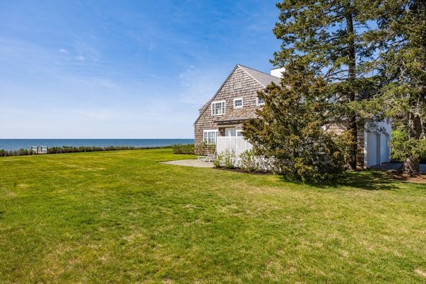 Backyard, Exterior, Water
