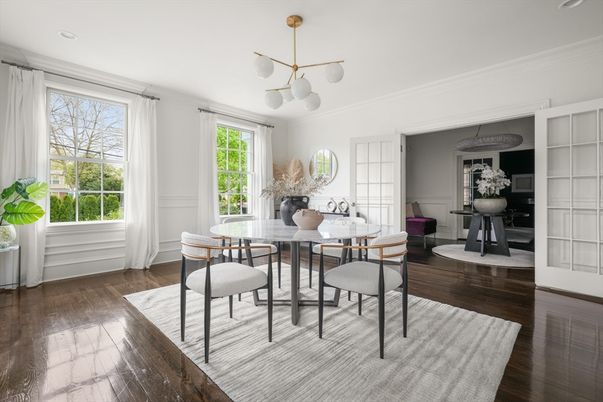 Dining room, Fireplace, Interior, Pendant Lights, Recessed Lighting, Wood Texture Flooring