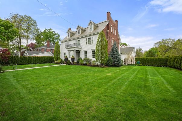 Backyard, Exterior, Facade, Georgian