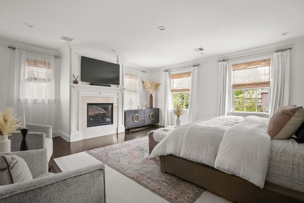 Bedroom, Home Office, Interior, Recessed Lighting, Wood Texture Flooring