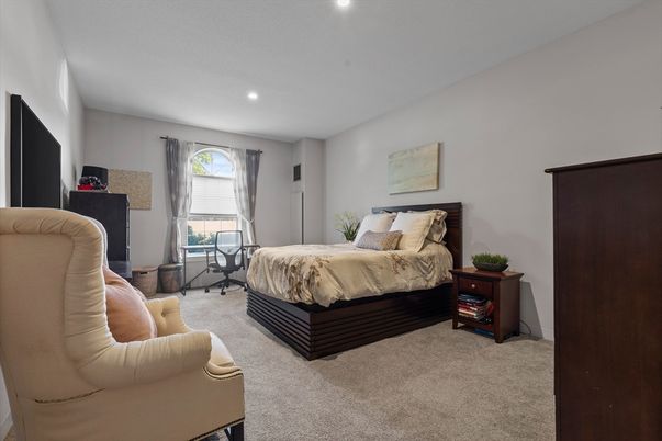 Bedroom, Interior, Recessed Lighting