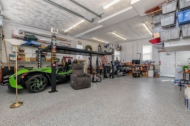 Garage, Interior, Recessed Lighting