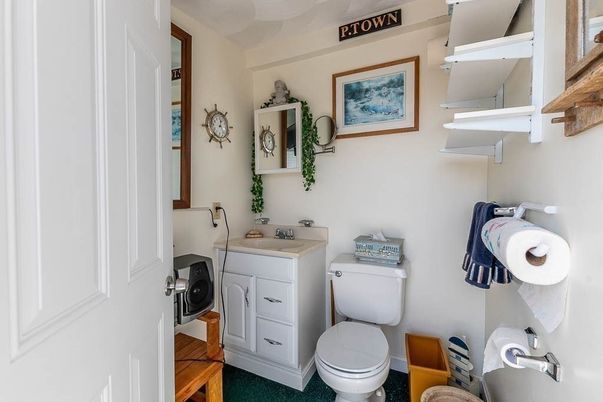 Bathroom, Interior