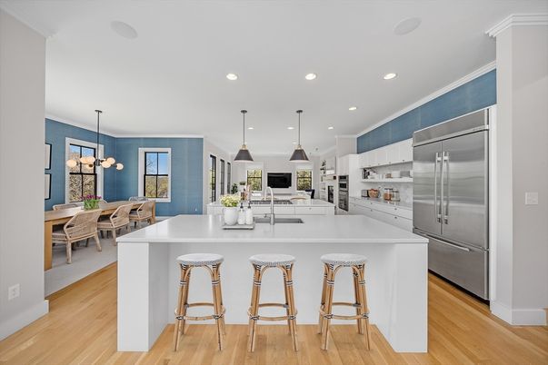 Dining room, Interior, Kitchen, Pendant Lights, Recessed Lighting, Stainless Steel Appliances, Wood Texture Flooring
