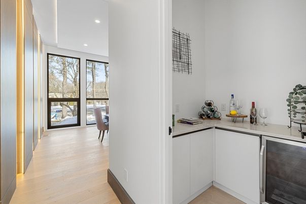 Interior, Recessed Lighting, Wood Texture Flooring