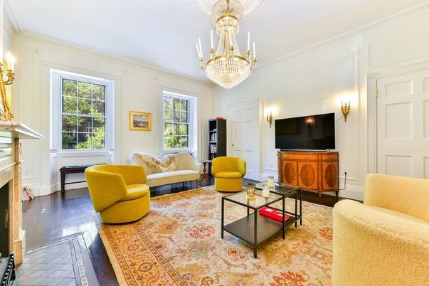 Chandelier, Fireplace, Interior, Living room