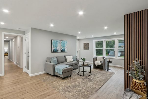 Interior, Living room, Recessed Lighting, Wood Texture Flooring