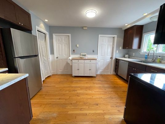 Interior, Kitchen, Recessed Lighting, Wood Texture Flooring