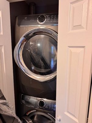 Interior, Utility Closets, Washer