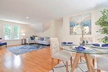Dining room, Interior, Living room, Recessed Lighting, Wood Texture Flooring