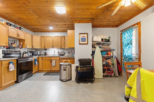 Interior, Kitchen, Recessed Lighting, Wooden Ceilings