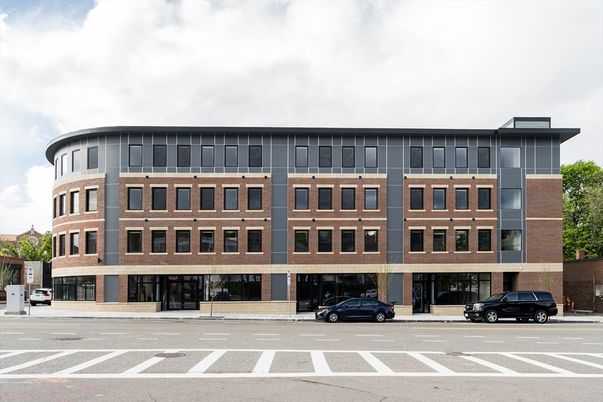 Exterior, Facade, Chicago School