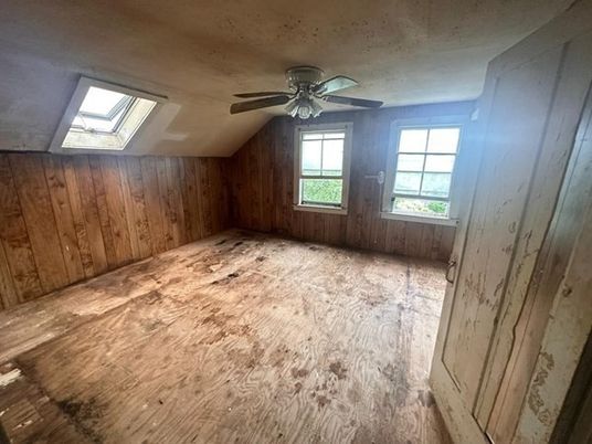 Empty room, Interior, Wood Texture Flooring, Wooden Walls
