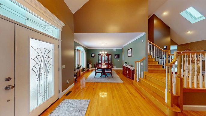 Chandelier, Dining room, Interior, Recessed Lighting, Wood Texture Flooring