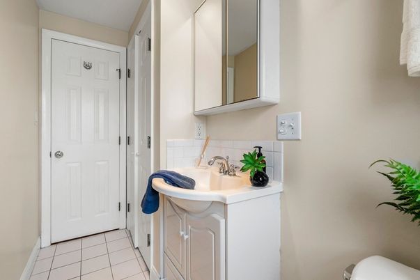 Bathroom, Interior