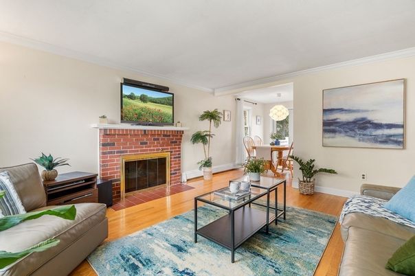 Chandelier, Dining room, Fireplace, Interior, Living room, Wood Texture Flooring