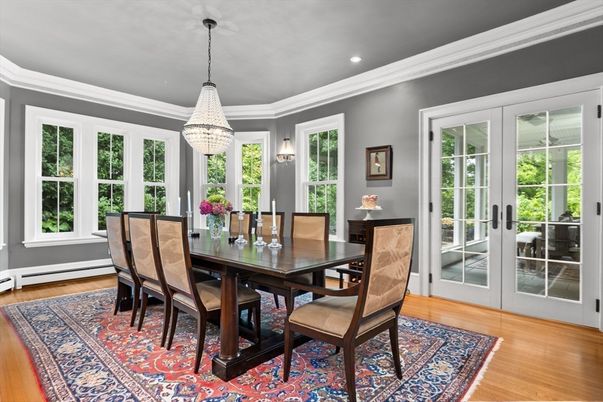 Chandelier, Dining room, Interior, Recessed Lighting, Wood Texture Flooring